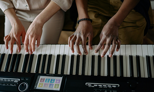 KEYBOARD LESSONS