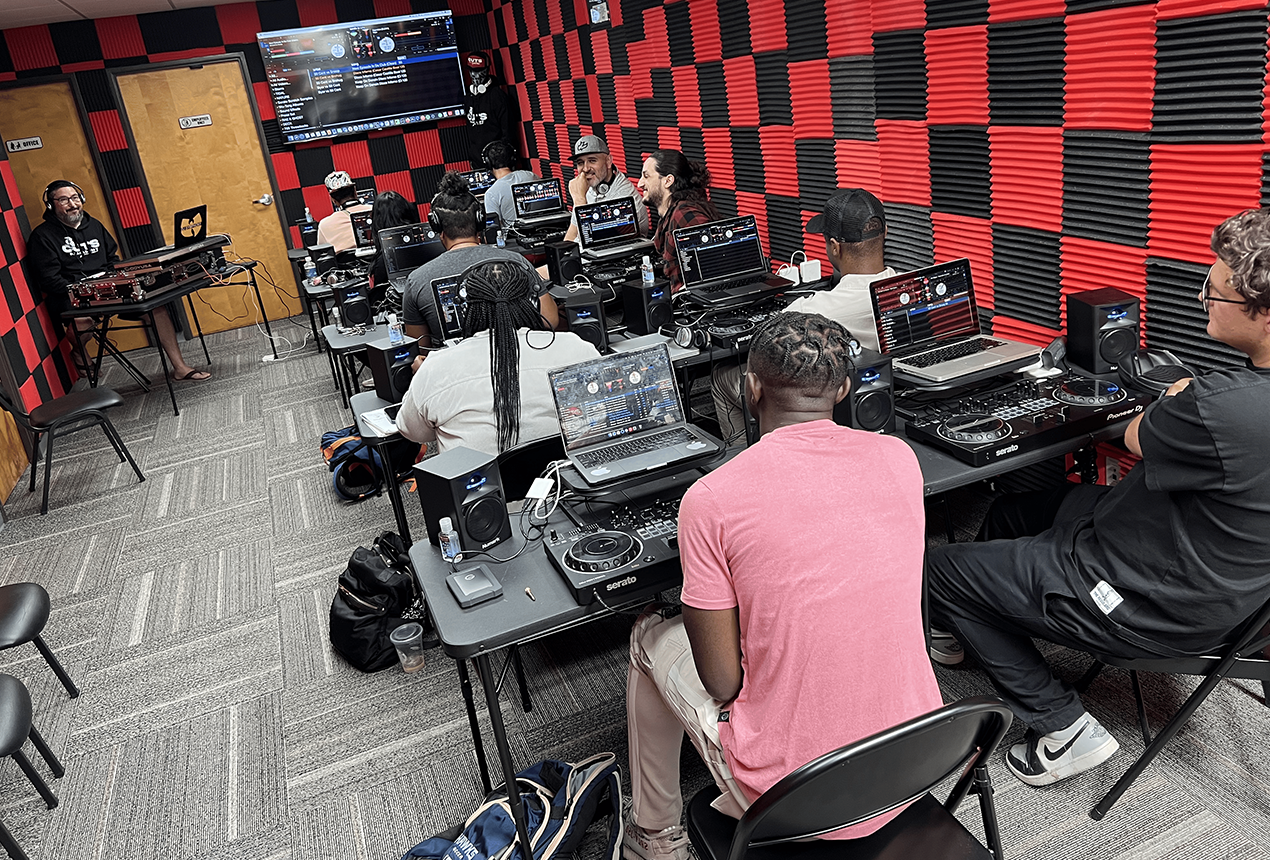 Cuts DJ Academy Classroom